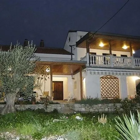 In With Seaview, Terrace, Air Condition, Wifi Mali Lošinj