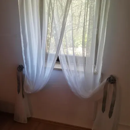 In With Seaview, Terrace, Air Condition, Wifi Mali Lošinj