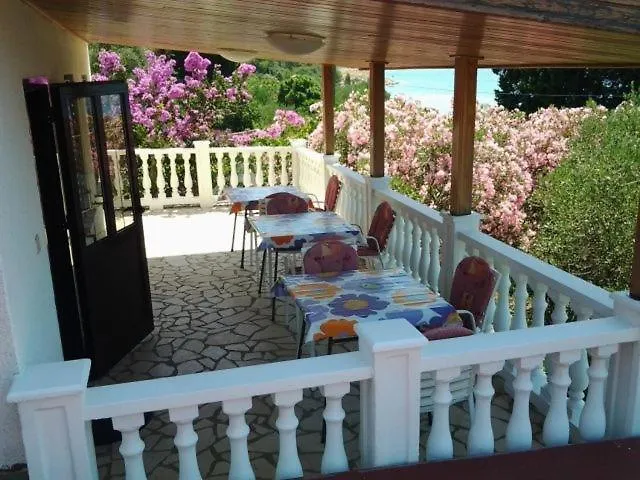 In With Seaview, Terrace, Air Condition, Wifi Mali Lošinj