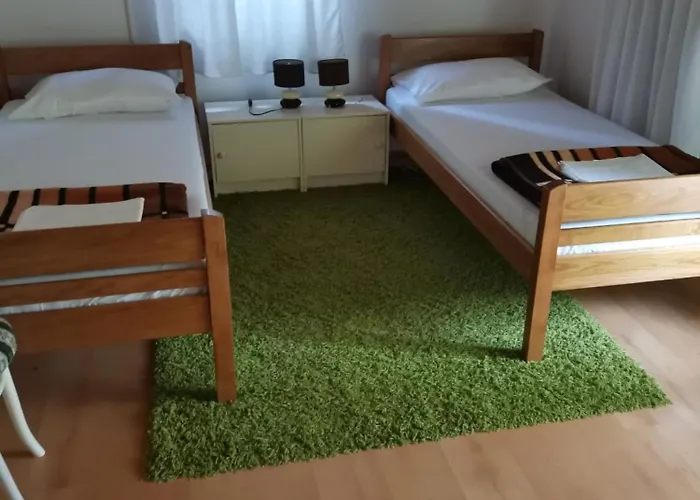 In With Seaview, Terrace, Air Condition, Wifi * マリ・ロシニュ