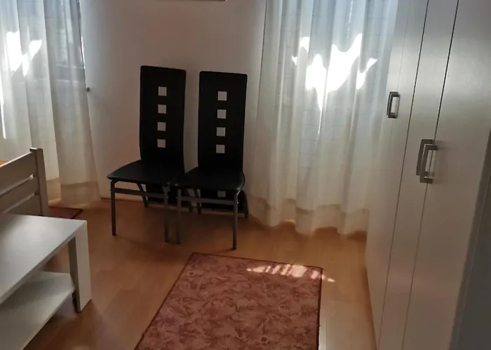 Апартаменты In With Seaview, Terrace, Air Condition, Wifi Мали-Лошинь